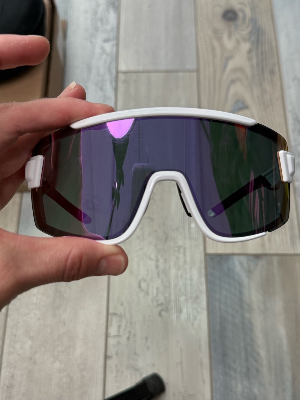 Smith Wildcat White w/ChromaPop Violet Mirror - Picture 9 of 9